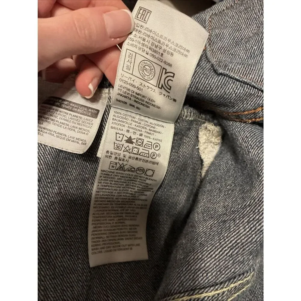 Levi’s Men’s Solid Medium Blue Long Sleeve Jean Denim Jacket Large